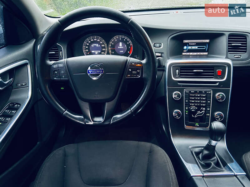 Седан Volvo S60 2011 в Виннице