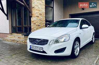 Седан Volvo S60 2011 в 