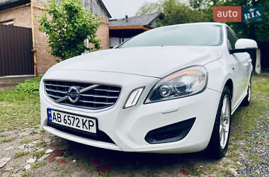 Седан Volvo S60 2011 в 