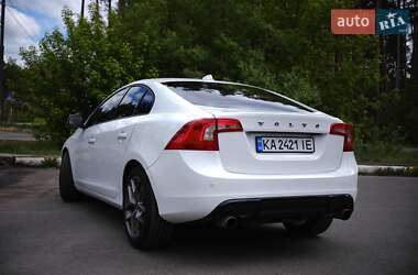 Седан Volvo S60 2016 в 