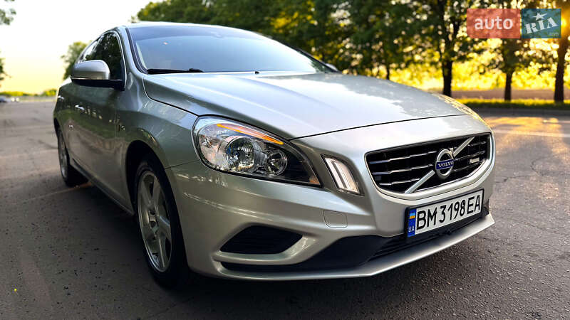 Седан Volvo S60 2012 в Ромнах фото 10 Седан Volvo S60 2012 в Ромнах
