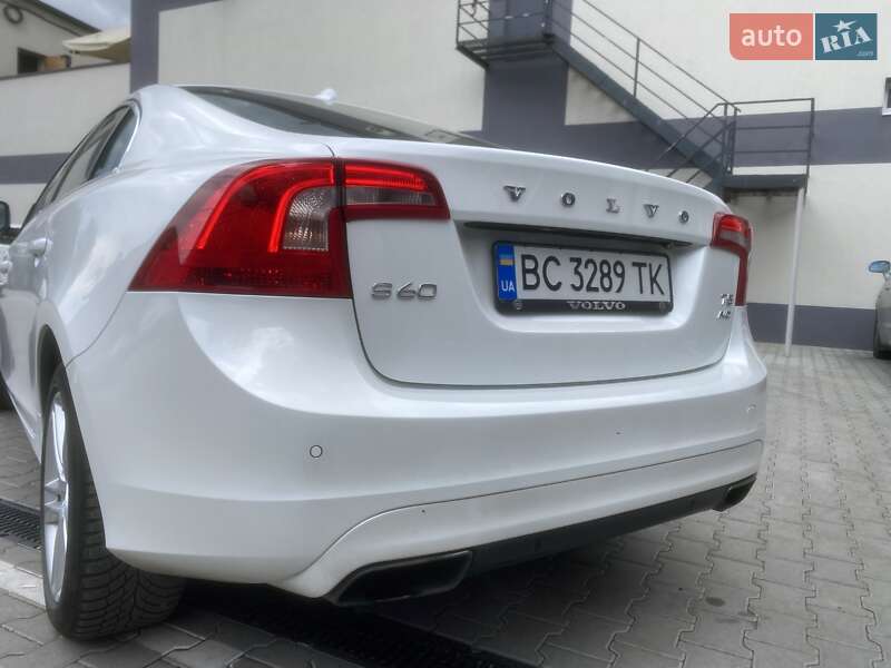 Седан Volvo S60 2014 в Львові фото 12 Седан Volvo S60 2014 в Львові