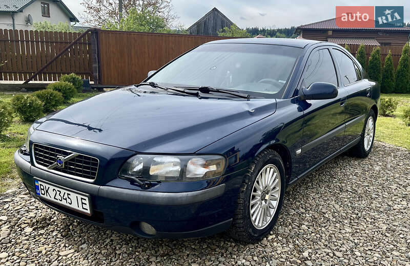 Седан Volvo S60 2001 в Долине