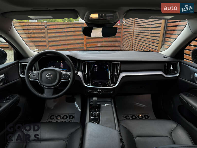 Седан Volvo S60 2024 в Одессе