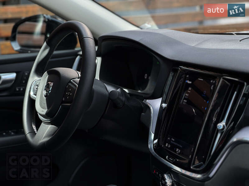 Седан Volvo S60 2024 в Одессе