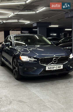 Седан Volvo S60 2020 в 