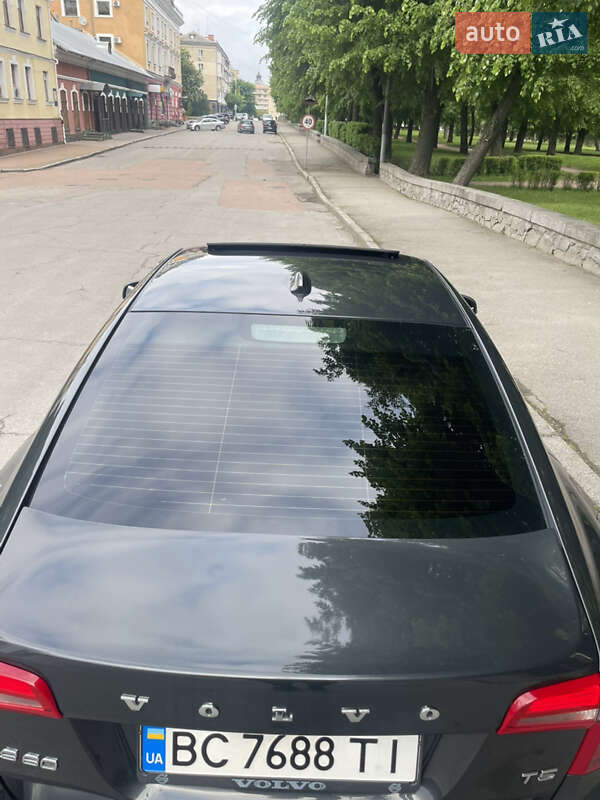 Седан Volvo S60 2010 в Житомире