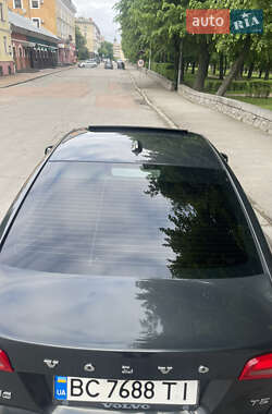 Седан Volvo S60 2010 в 