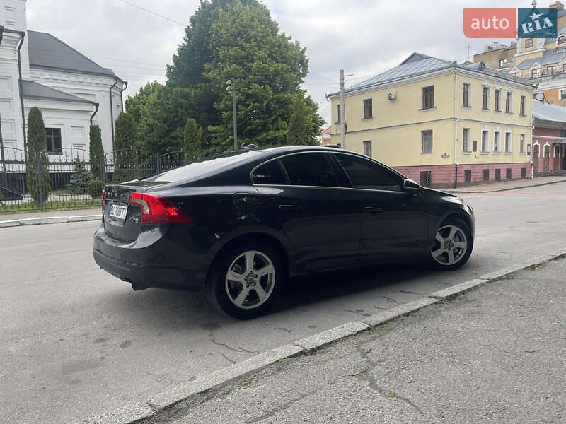 Седан Volvo S60 2010 в Житомире