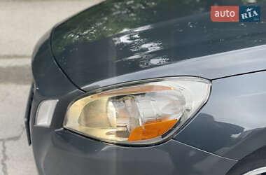Седан Volvo S60 2010 в 