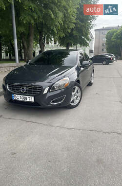 Седан Volvo S60 2010 в 