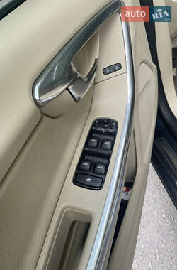 Седан Volvo S60 2010 в 