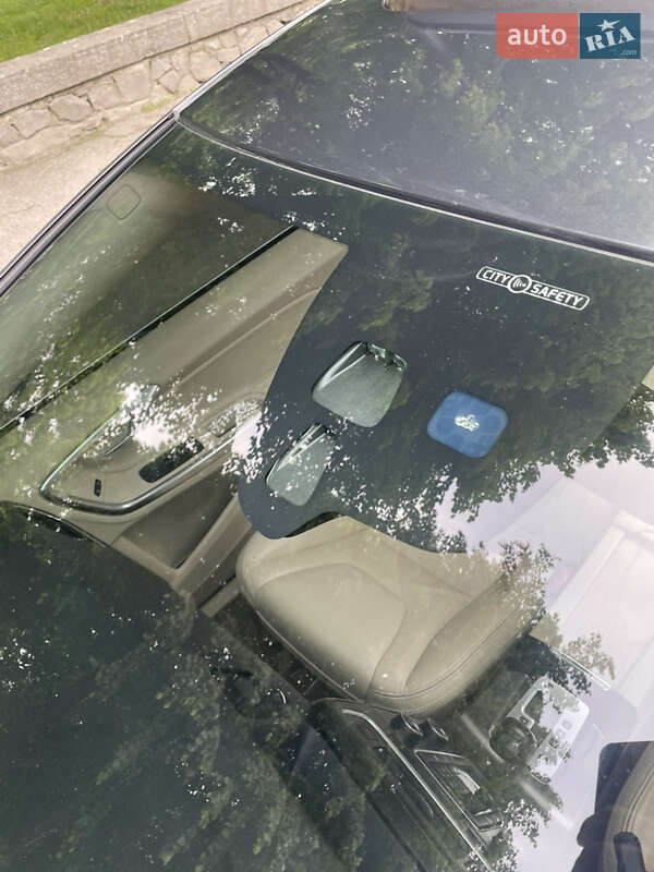 Седан Volvo S60 2010 в Житомире