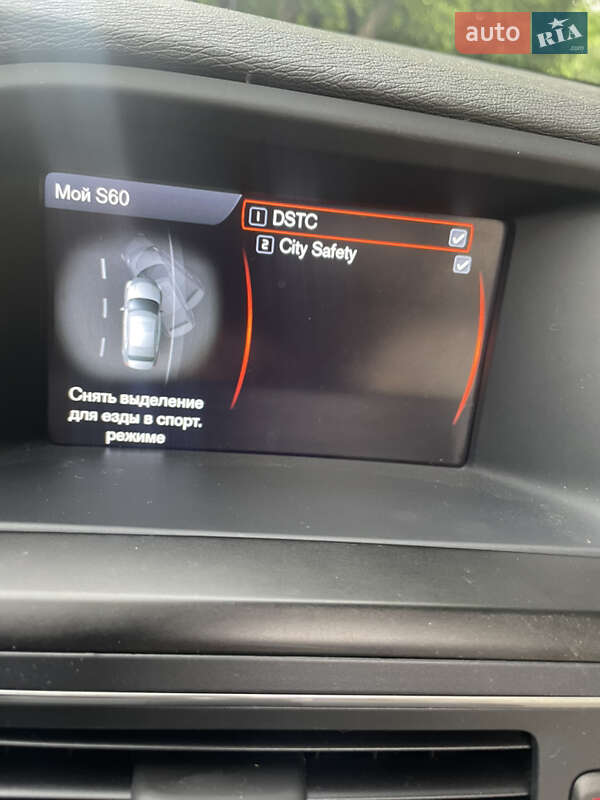 Седан Volvo S60 2010 в Житомире