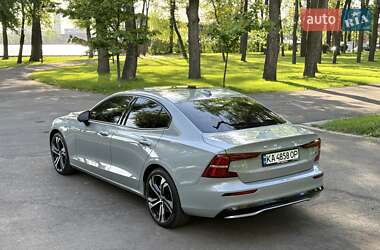 Седан Volvo S60 2024 в 
