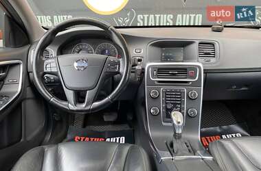 Седан Volvo S60 2012 в 
