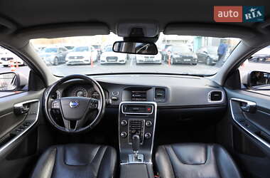 Седан Volvo S60 2014 в 