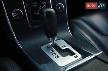 Седан Volvo S60 2014 в 
