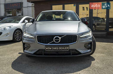 Седан Volvo S60 2021 в 