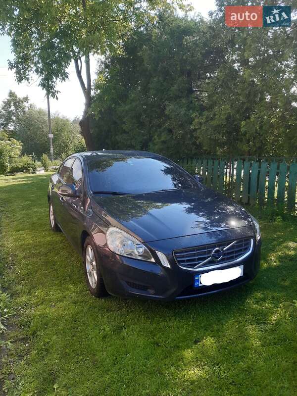 Volvo S60 2012