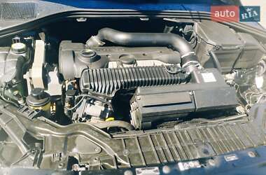Седан Volvo S60 2014 в 