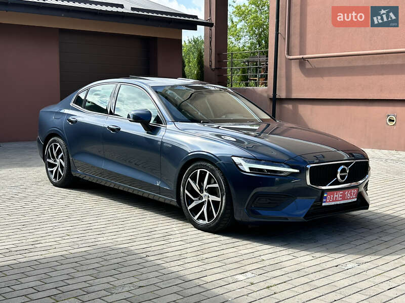 Седан Volvo S60 2019 в Рівному