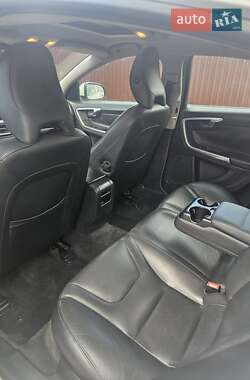 Седан Volvo S60 2014 в 