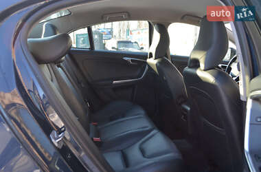 Седан Volvo S60 2014 в 