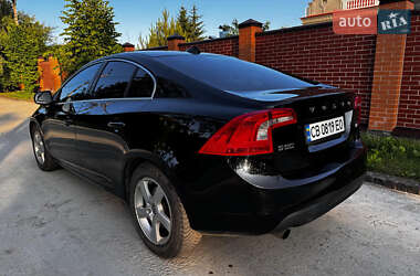 Седан Volvo S60 2011 в 