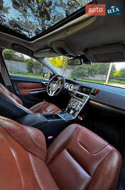 Седан Volvo S60 2011 в 