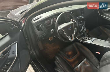 Седан Volvo S60 2012 в 