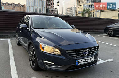 Седан Volvo S60 2014 в 