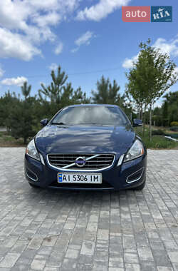 Седан Volvo S60 2011 в 