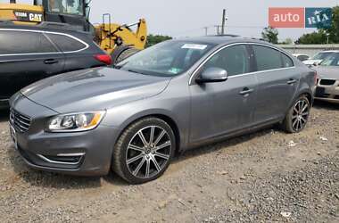 Седан Volvo S60 2015 в Черкасах