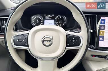 Седан Volvo S60 2021 в 