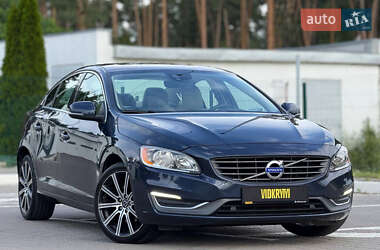 Седан Volvo S60 2014 в 