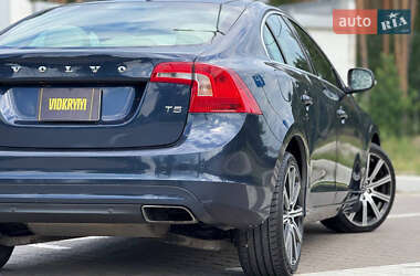 Седан Volvo S60 2014 в 