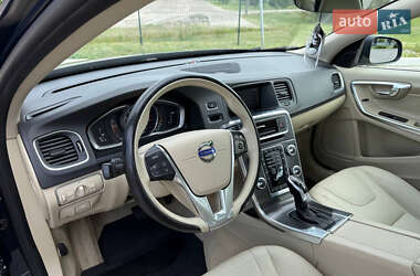 Седан Volvo S60 2014 в 