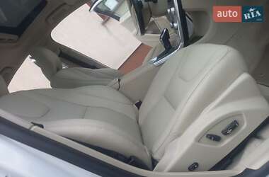 Седан Volvo S60 2015 в 