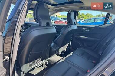 Седан Volvo S60 2021 в 