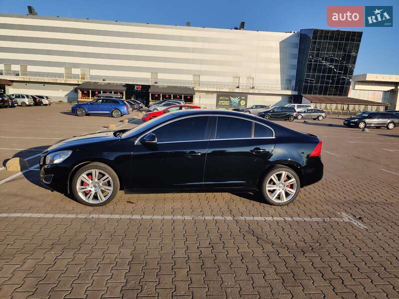 Седан Volvo S60 2011 в Житомире