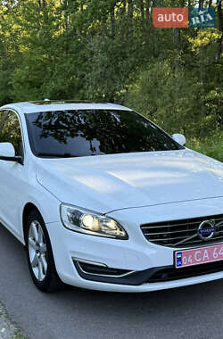 Седан Volvo S60 2017 в 