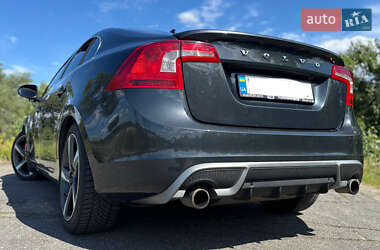 Седан Volvo S60 2011 в 