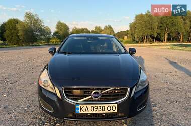 Седан Volvo S60 2012 в Ірпені