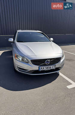 Седан Volvo S60 2014 в 