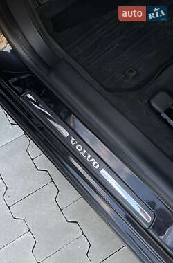 Седан Volvo S60 2012 в 