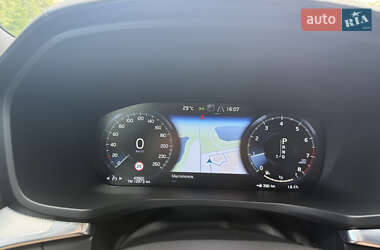 Седан Volvo S60 2020 в 