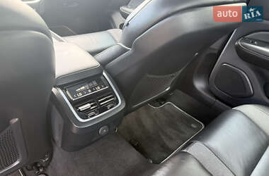 Седан Volvo S60 2020 в 