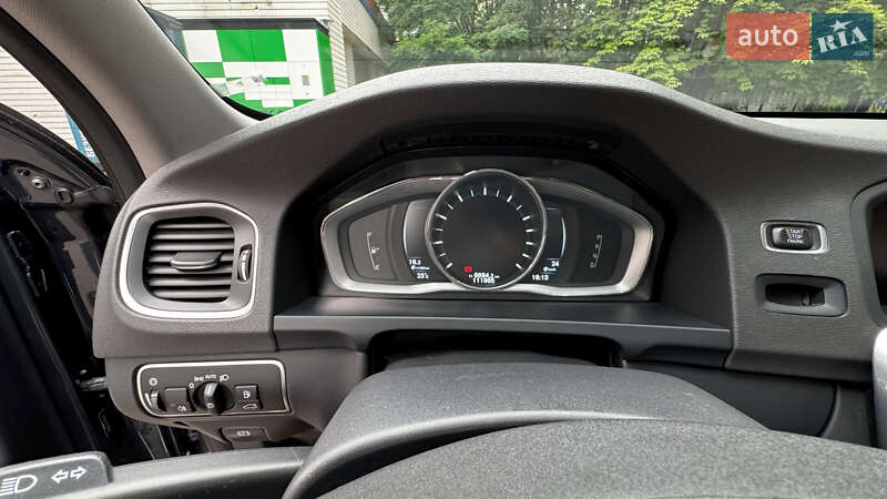 Седан Volvo S60 2014 в Києві