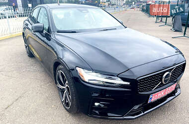 Седан Volvo S60 2024 в 